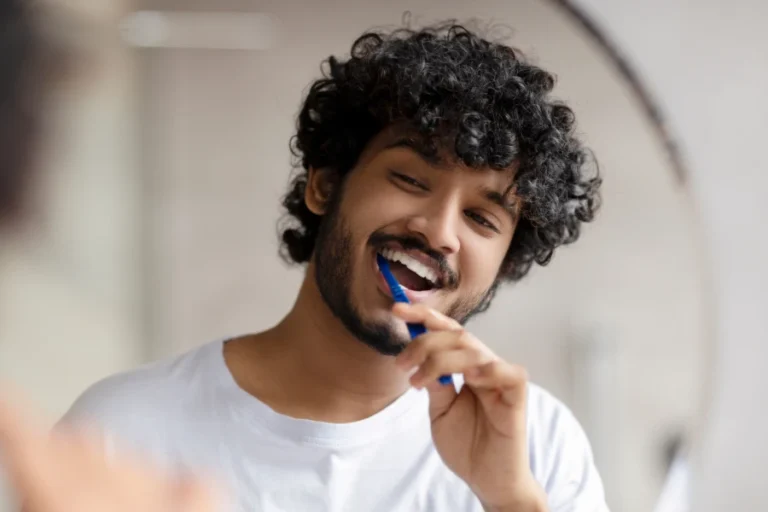 Micro bristle toothbrush for deep cleaning